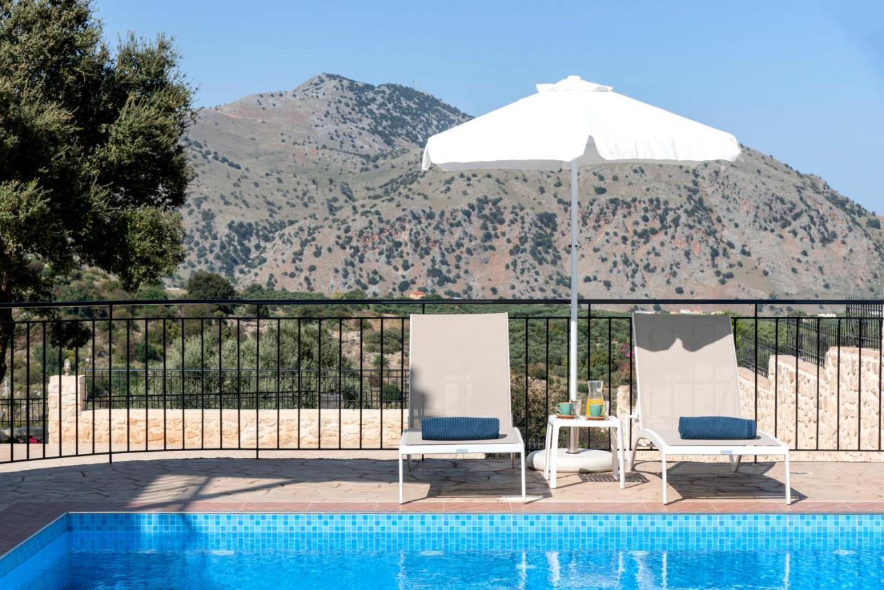 Villa Kermes Heated Pool Kournás Zewnętrze zdjęcie